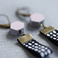 ARTEMIO - 25 perles en bois hexagonales 10 x 5 mm