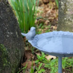 CHEMIN DE CAMPAGNE - Bain d’oiseaux en fonte gris 25 x 18.5 x 39.5 cm
