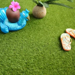 DÉCOWEB - Gazon synthétique spécial piscine - 30mm - rouleau de 4m x 5m