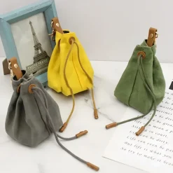 DOWNYPAWS - Sac de rangement portable en toile cirée avec cordon de serrage pour aliments et friandises de chiens