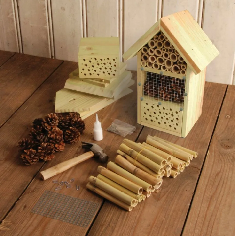 ESSCHERT DESIGN - Hôtel à insectes a assembler