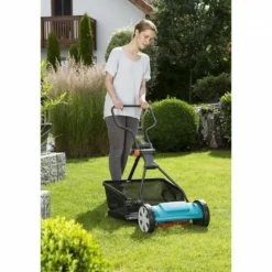 GARDENA - Tondeuse a gazon hélicoidale 330 classic - - coupe sans friction - guidon ergonomique - surface tonte max 150m²