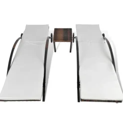 MAISON EXCLUSIVE - Chaises longues avec table résine tressée marron