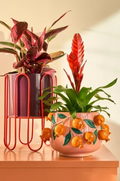 MICA DECORATIONS - Mica decorations - lot de 2 cache-pots sur pied en métal rouge foncé et rouge clair h35