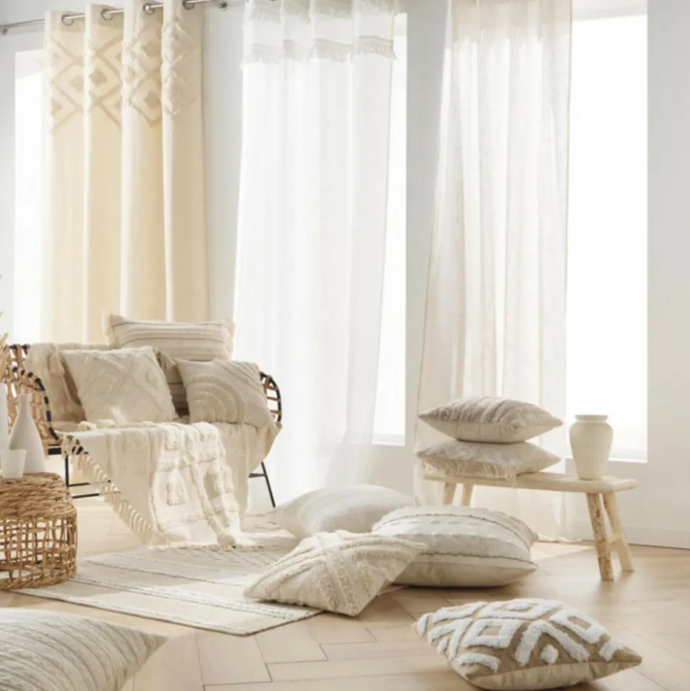 PARIS PRIX - Coussin déco tufté à pompons "inca" 30x50cm beige