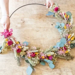 RECONCILIATION VEGETALE - Couronne murale de fleurs séchées hermione d50cm