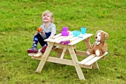 TIMBELA - Table enfant en bois 鈥